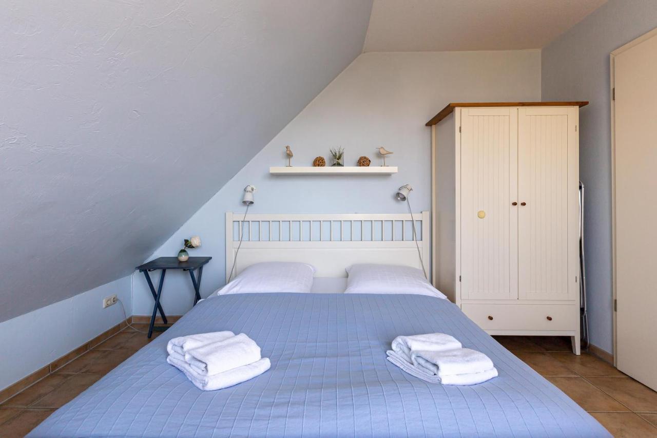 Strandhaus Wustrow - Wohnung 3 Esterno foto